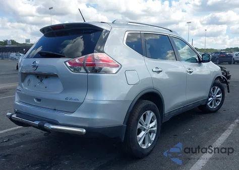2015 Nissan Rogue Sv z USA, uszkodzony, nr VIN 5N1AT2MV0FC914801